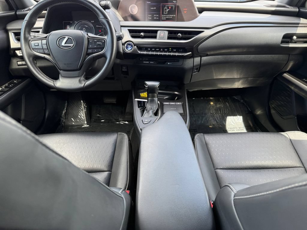 Used 2021 Lexus UX 250h w/ Accessory Package (Z2) AWD/4WD image 13