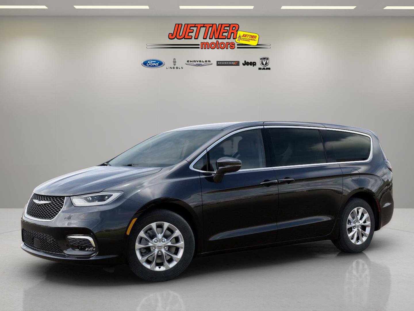 New 2026 Chrysler Pacifica Select AWD/4WD image 4