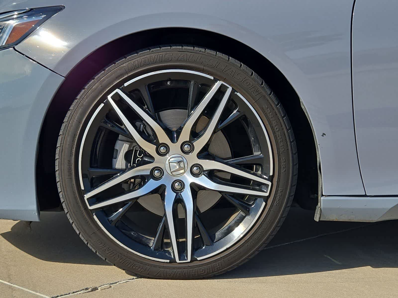 Used 2021 Honda Accord Touring image 13
