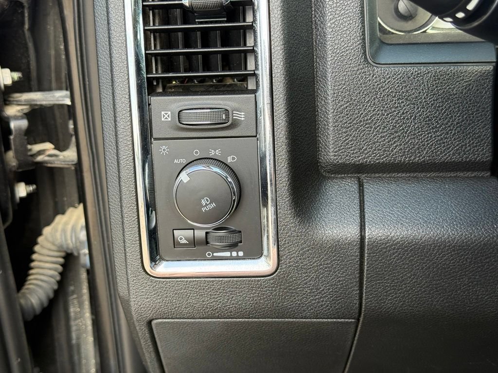 Used 2018 RAM 2500 Laramie w/ Snow Chief Group AWD/4WD image 20