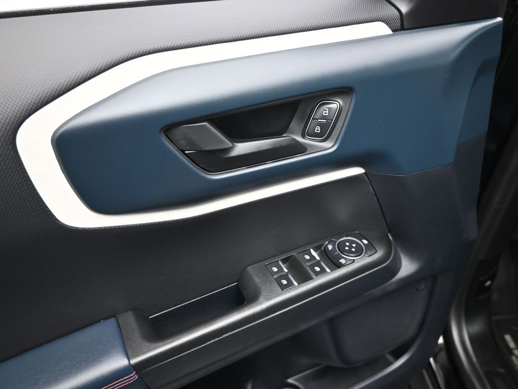 Used 2024 Ford Bronco Sport Heritage w/ Heritage Convenience Package image 11