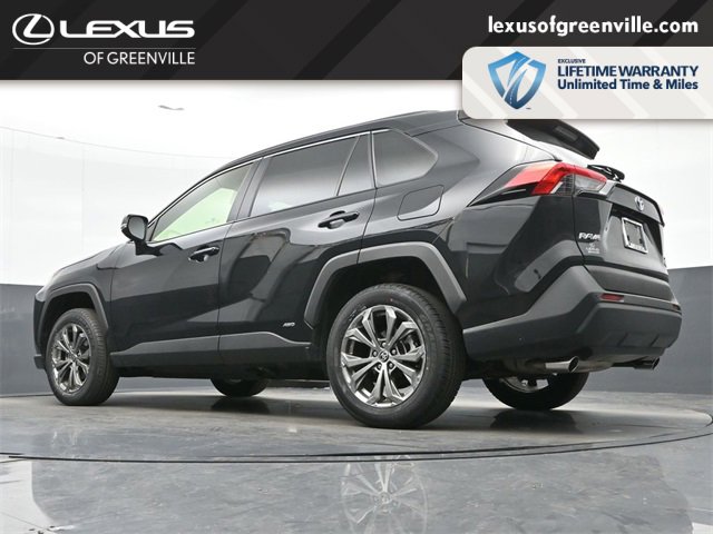 Used 2023 Toyota RAV4 XLE Premium image 42