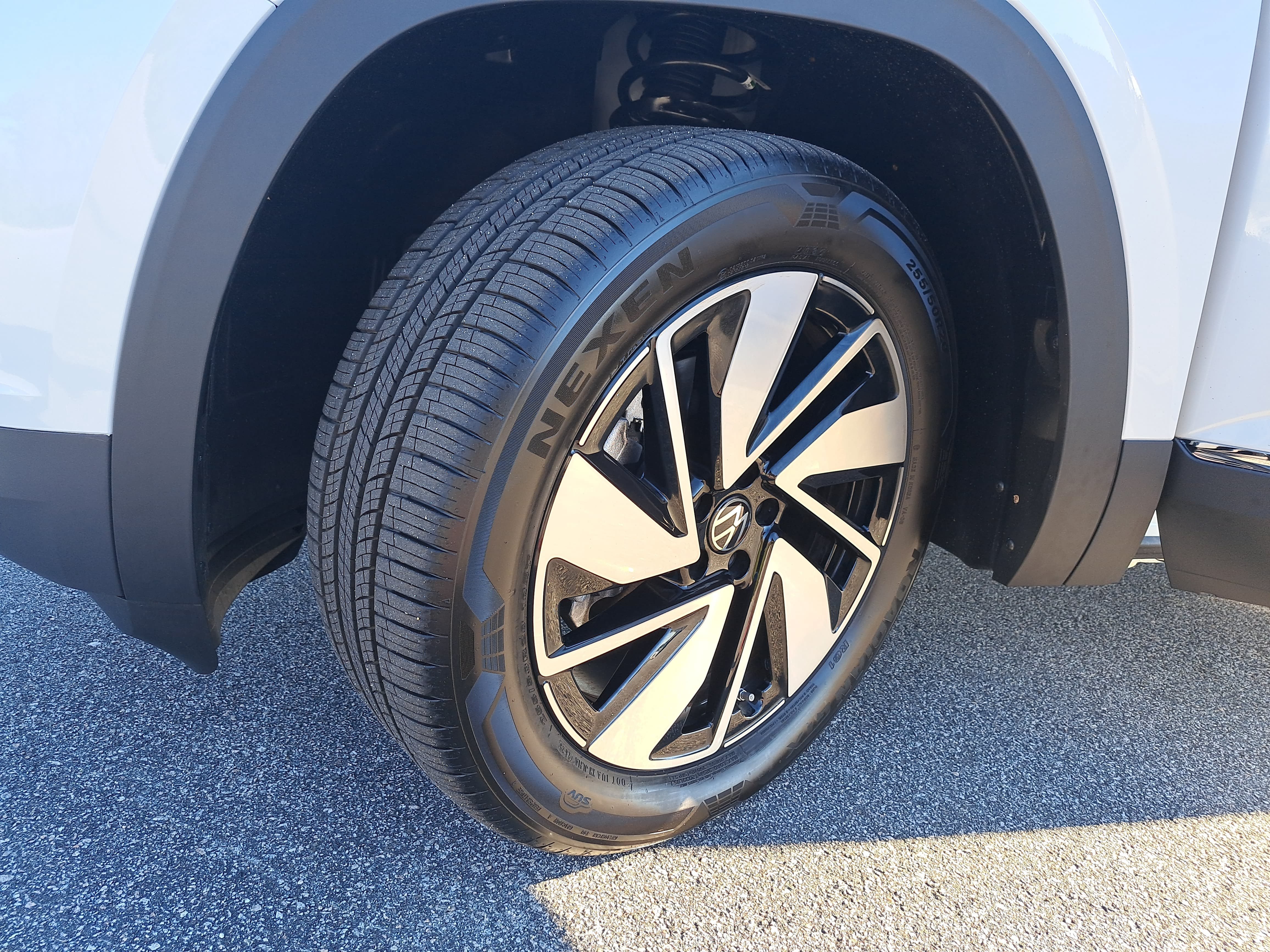 New 2026 Volkswagen Atlas SEL AWD/4WD image 32