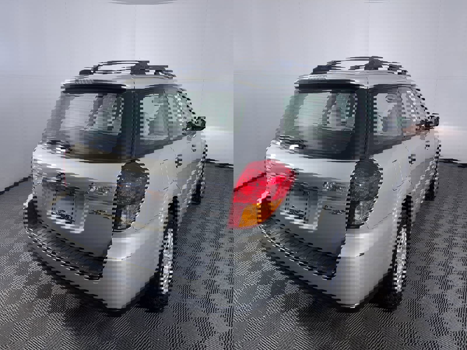 Used 2005 Subaru Outback 2.5i image 21