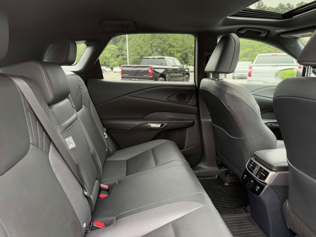 Used 2023 Lexus RX 350 Premium image 17