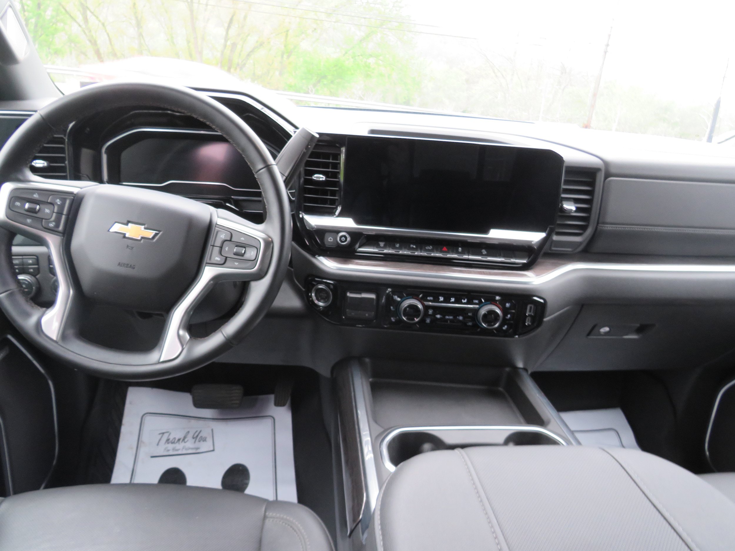 Used 2024 Chevrolet Silverado 2500 LTZ w/ LTZ Convenience Package AWD/4WD image 11