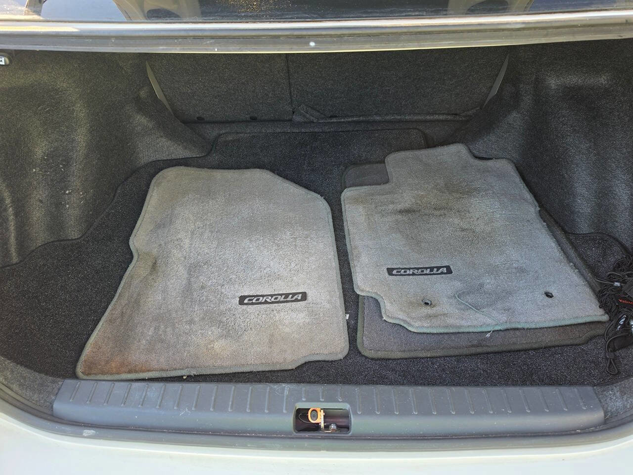 Used 2004 Toyota Corolla CE image 24