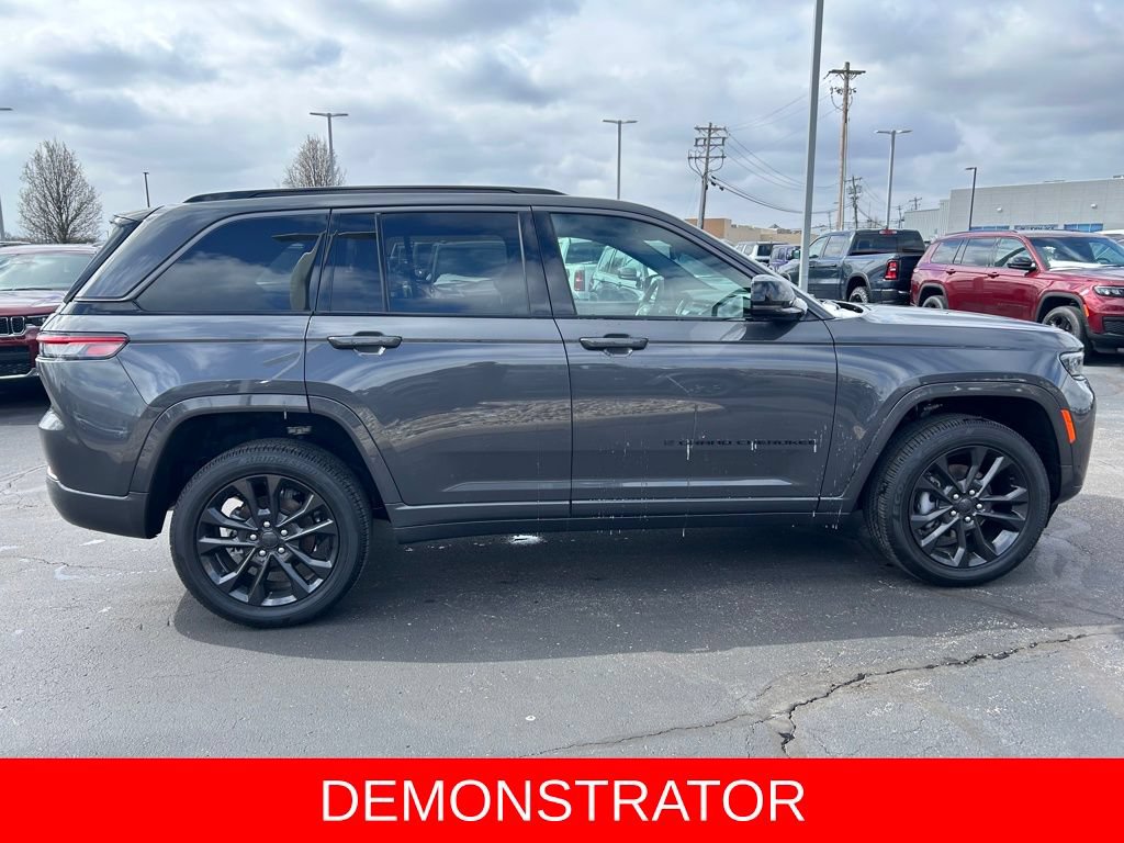 New 2026 Jeep Grand Cherokee Limited AWD/4WD image 8