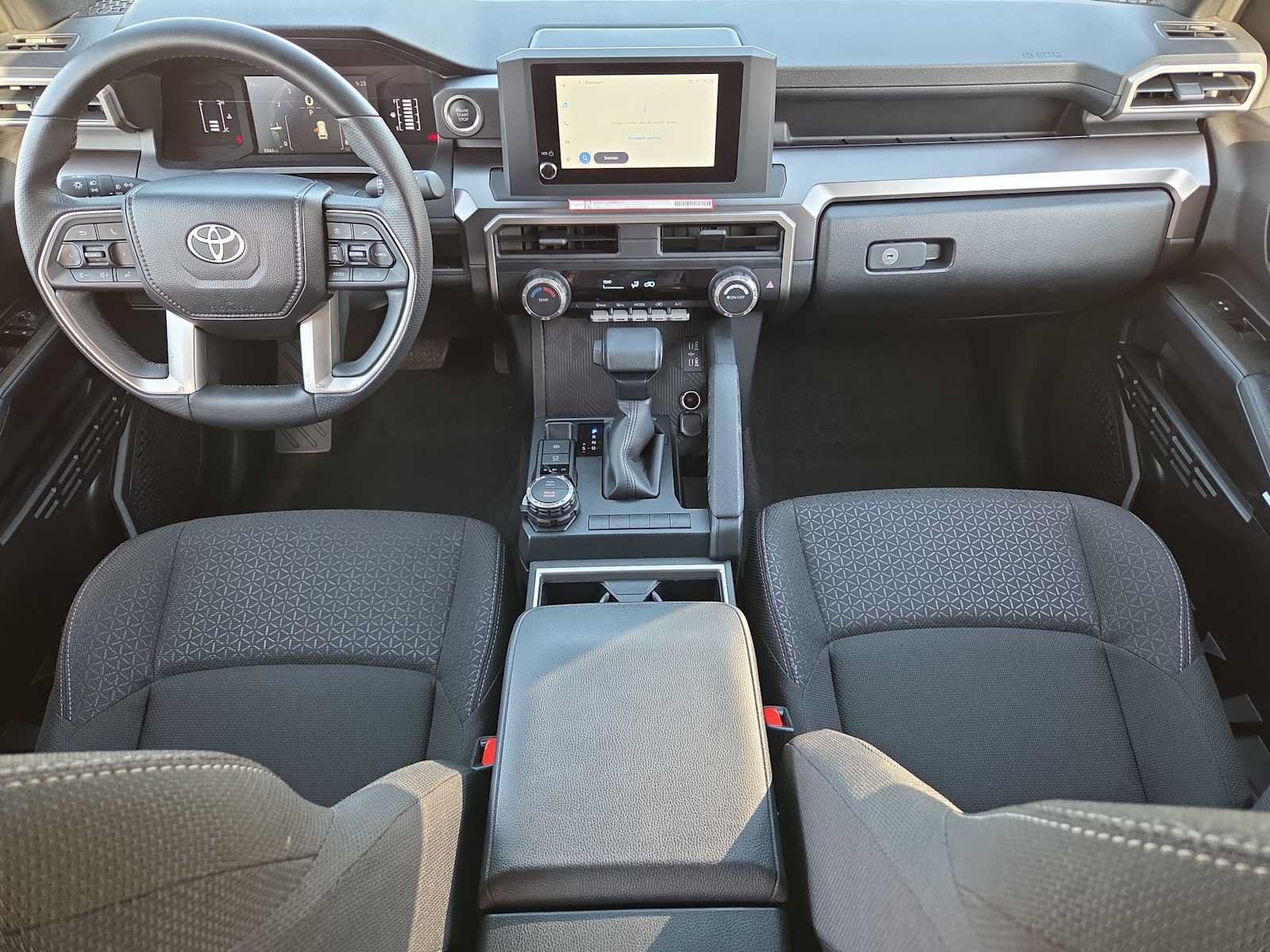 Used 2025 Toyota 4Runner SR5 AWD/4WD image 13