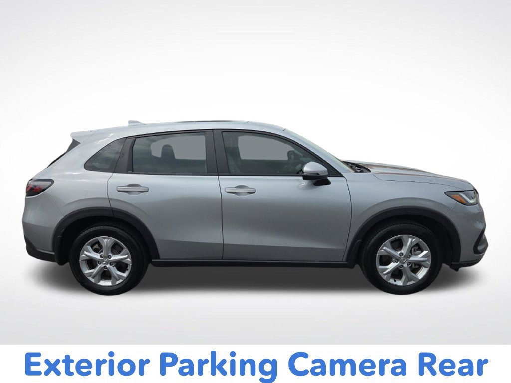 Used 2025 Honda HR-V LX image 2