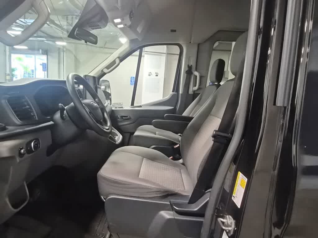 Used 2023 Ford Transit 350 XLT RWD image 9
