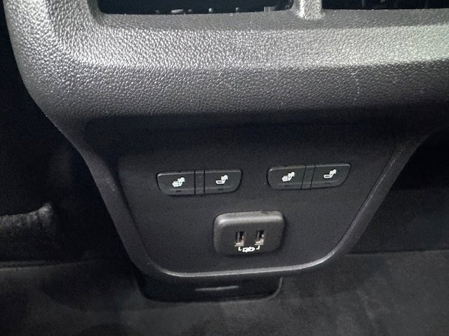 Used 2020 GMC Terrain Denali w/ Denali Premium Package image 12