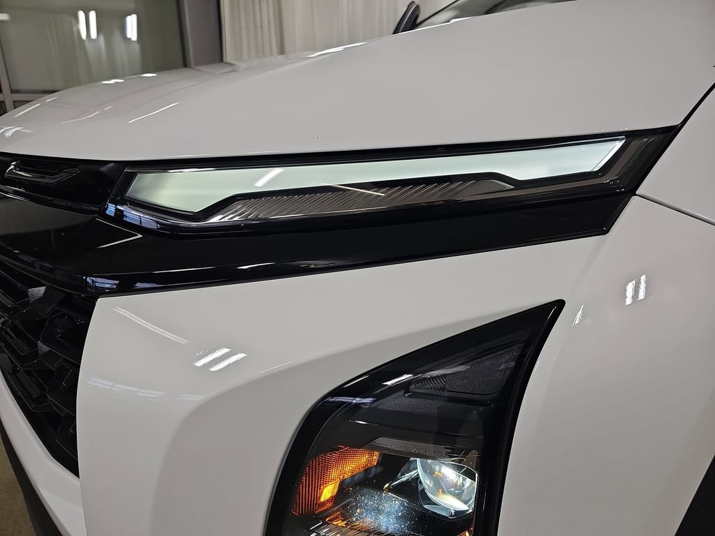 Certified 2025 Chevrolet Equinox LT w/ Convenience Package II AWD/4WD image 37