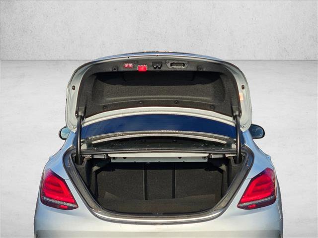 Used 2020 Mercedes-Benz C 300 4MATIC Sedan image 6