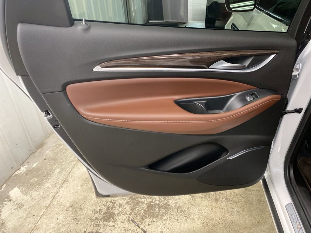 Used 2021 Buick Enclave Avenir w/ Avenir Technology Package image 26