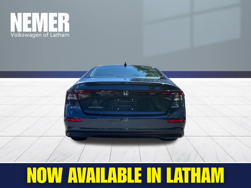 Used 2024 Honda Accord EX image 3