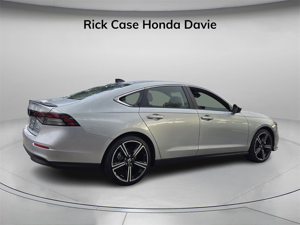 Certified 2024 Honda Accord Sport image 7