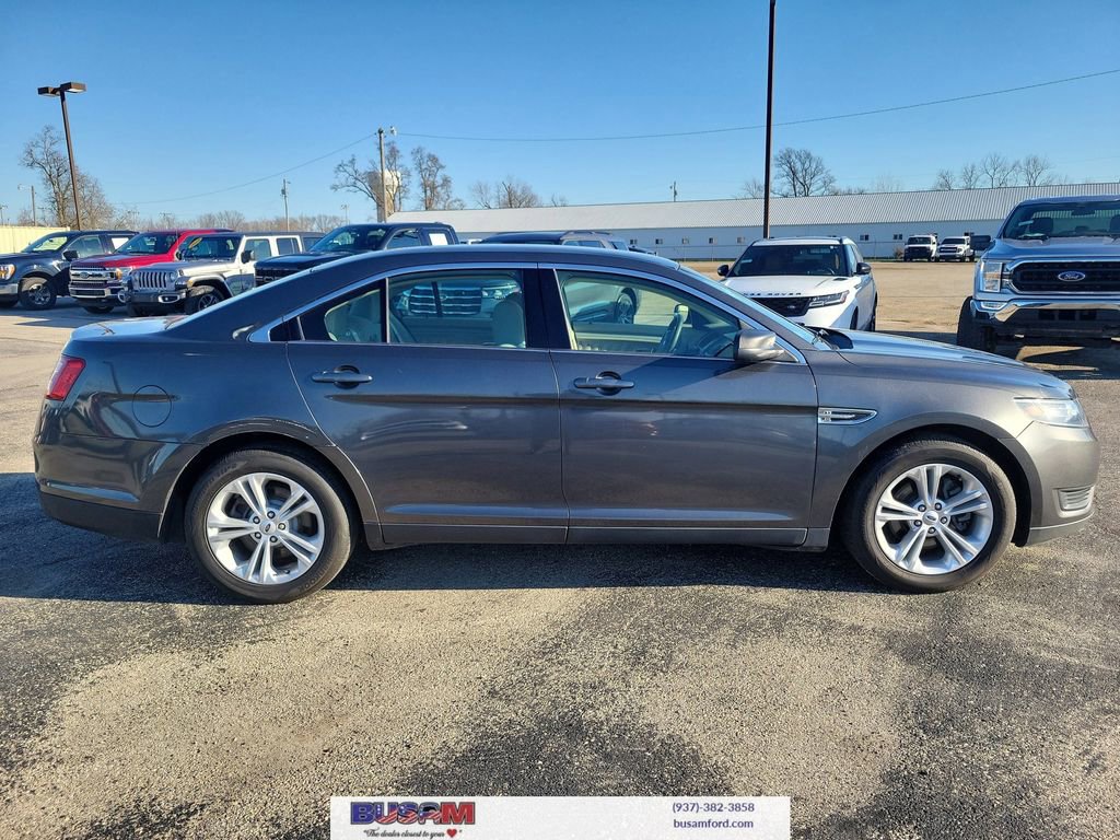 Used 2018 Ford Taurus SE image 30