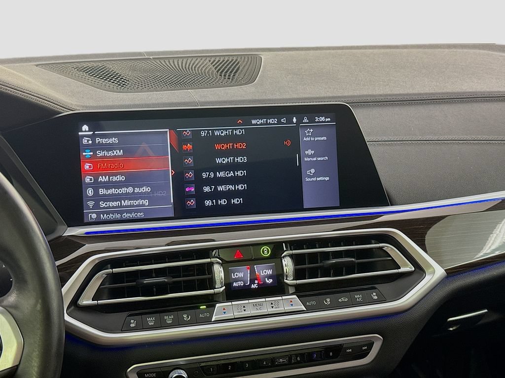 Used 2021 BMW X5 M50i w/ Executive Package AWD/4WD image 18