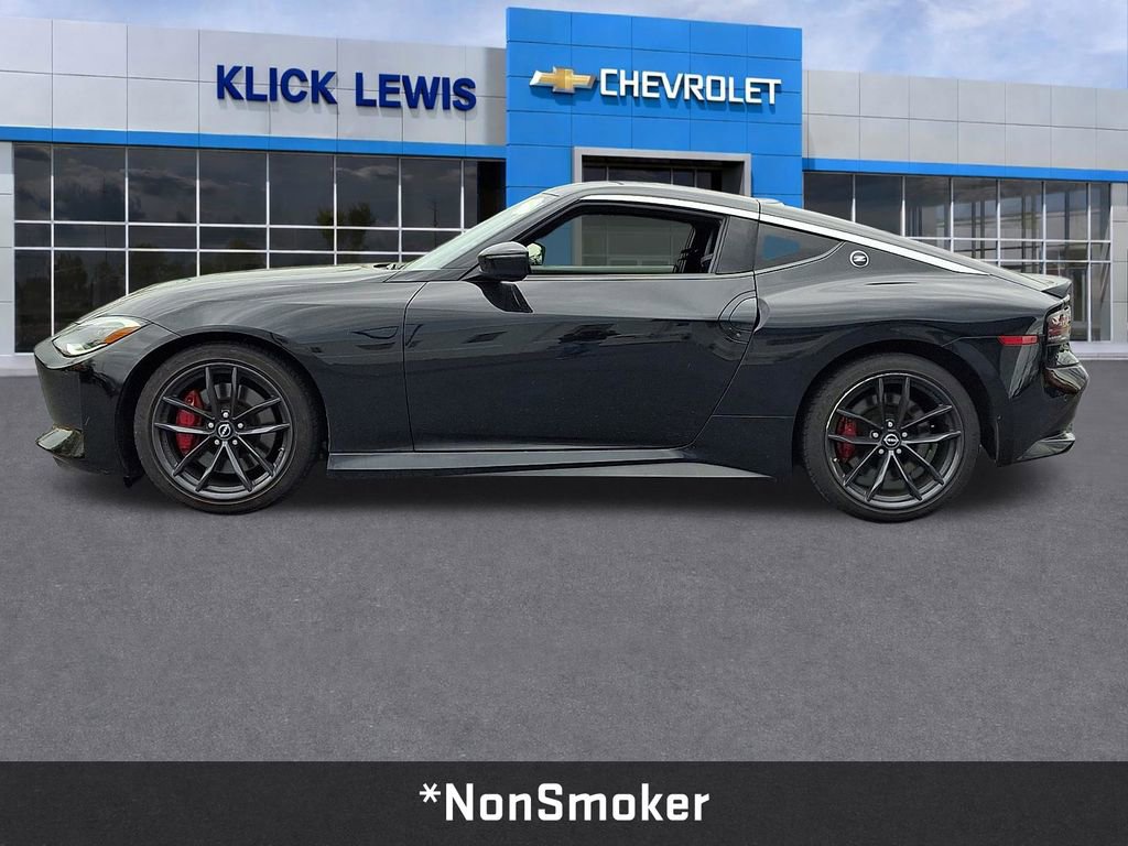 Used 2024 Nissan Z Performance w/ Floor Mat Package image 4