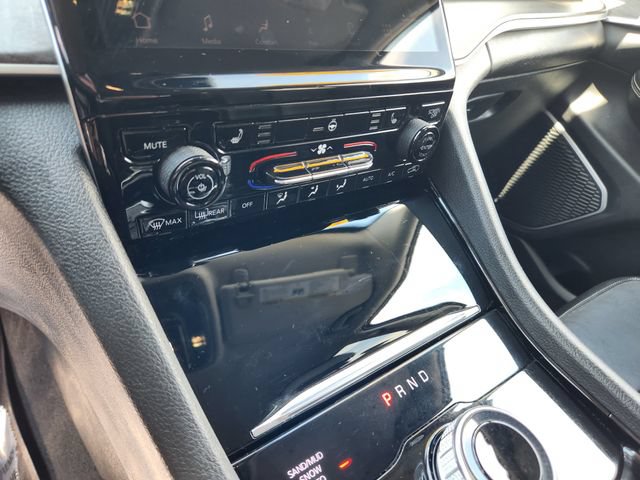 Used 2022 Jeep Grand Cherokee Limited w/ MOPAR Finishing Package AWD/4WD image 15