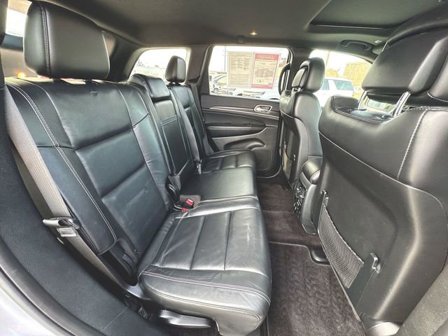 Used 2017 Jeep Grand Cherokee Limited image 26