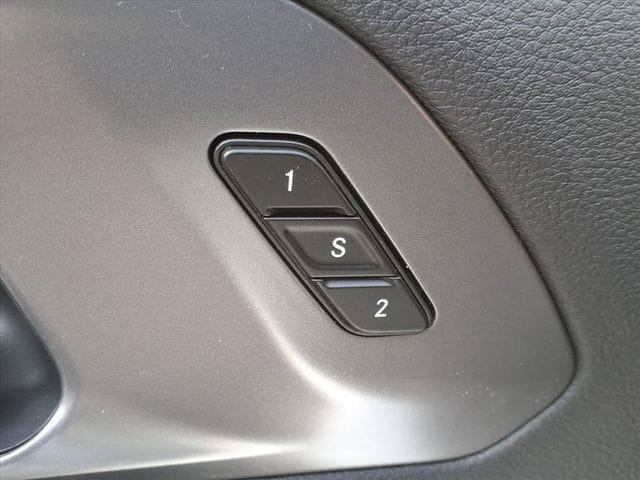New 2026 Chrysler Pacifica Select w/ S Appearance Package AWD/4WD image 10