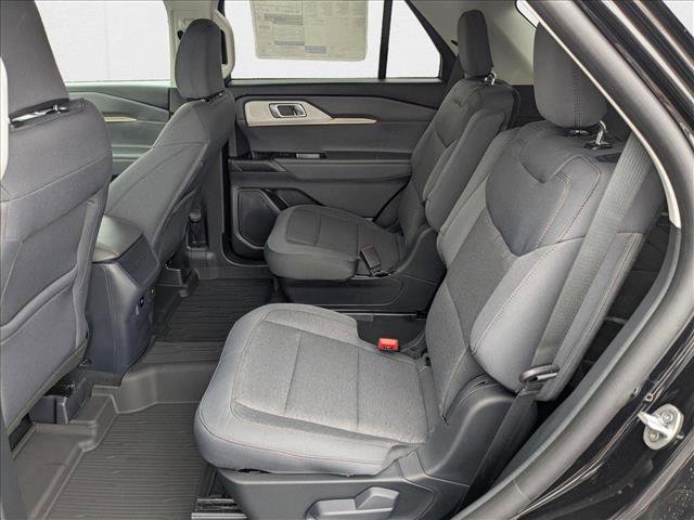 New 2025 Ford Explorer Active image 15