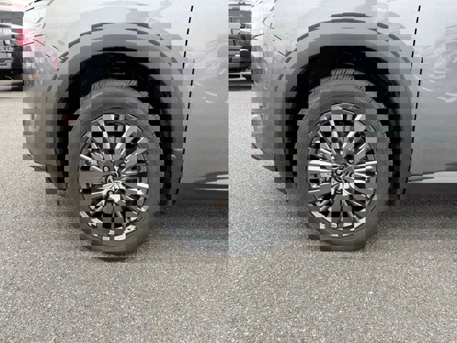 New 2025 Nissan Pathfinder SL w/ SL Premium Package image 9