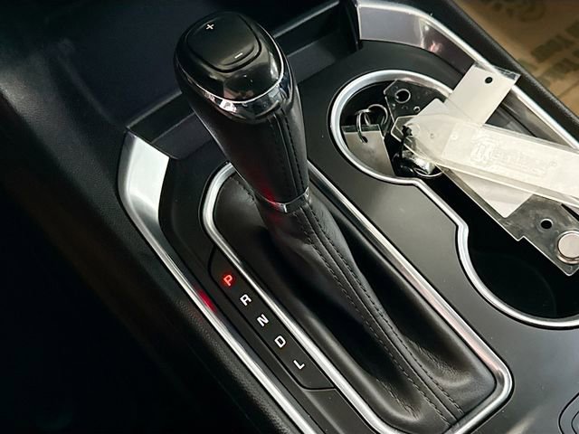 Used 2020 Chevrolet Traverse LT image 17