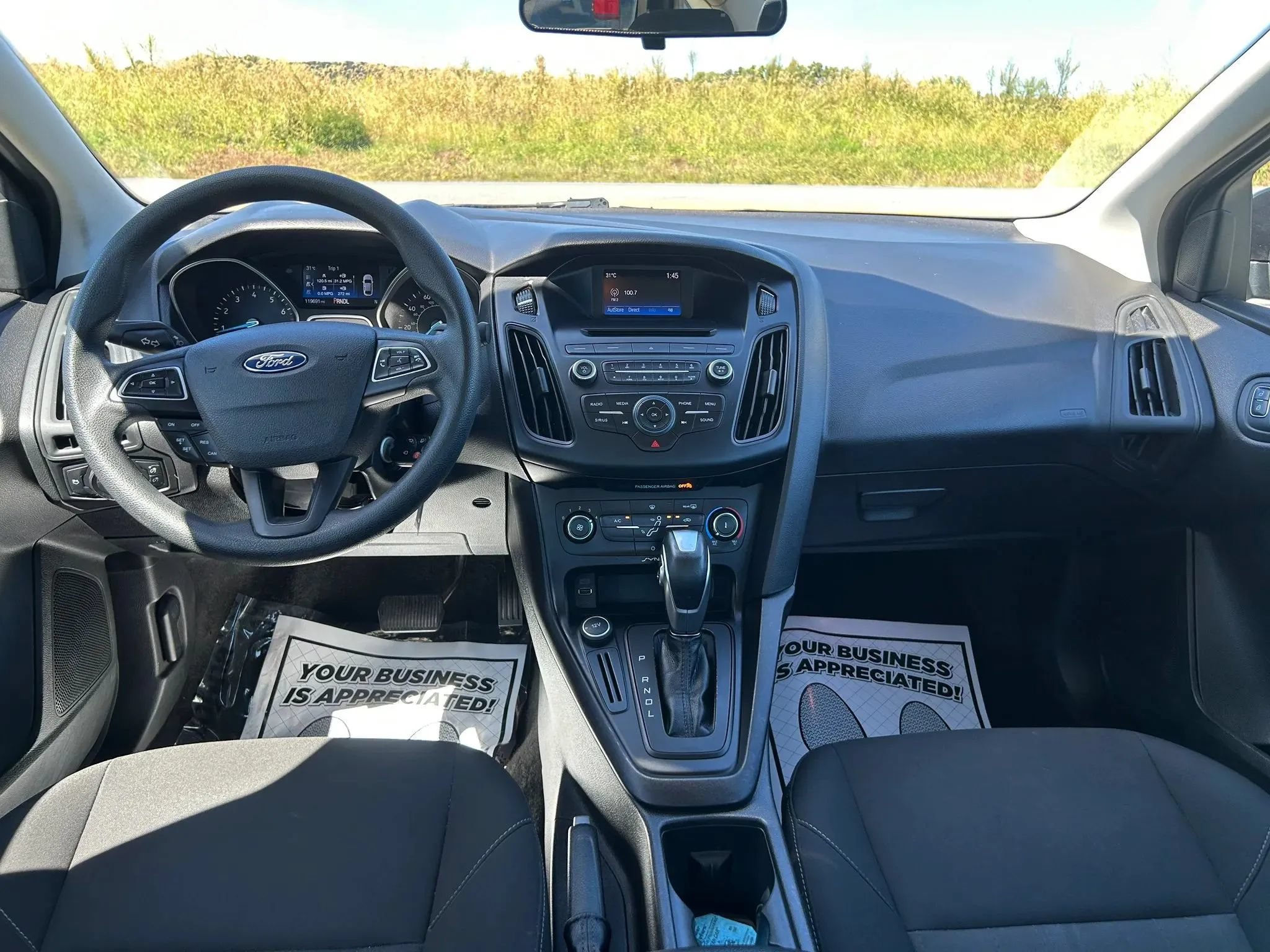 Used 2015 Ford Focus SE FWD image 15