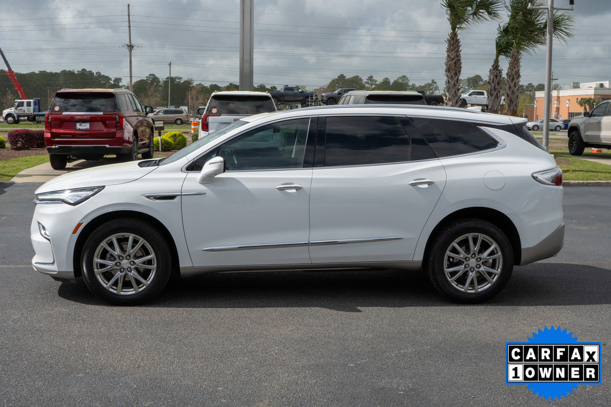 Used 2022 Buick Enclave Premium w/ Experience Buick Package image 6