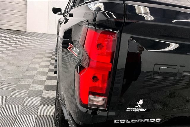 Used 2023 Chevrolet Colorado Z71 w/ Z71 Convenience Package 2 AWD/4WD image 34
