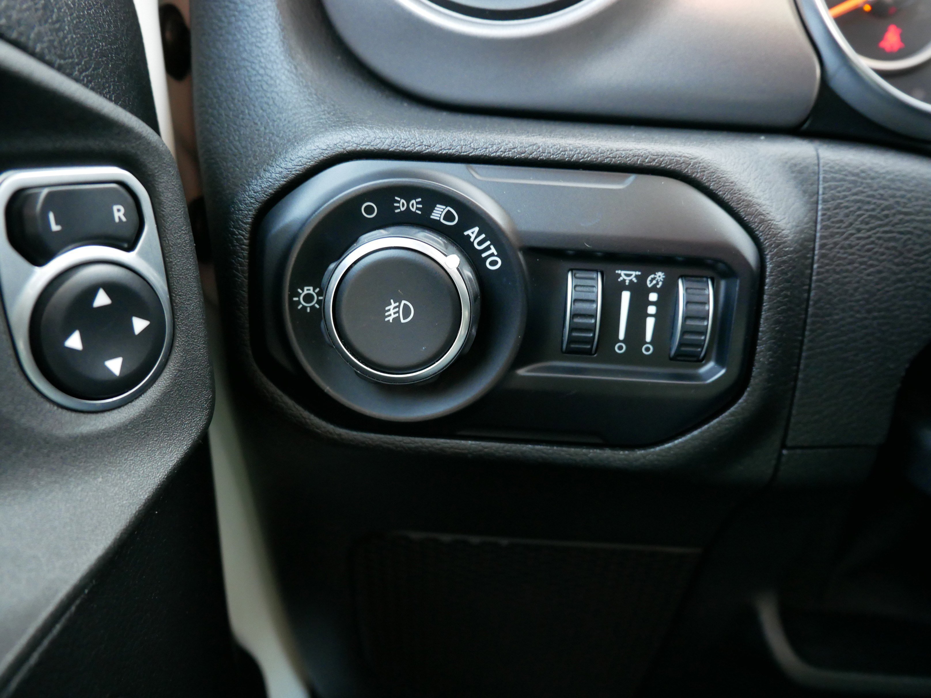 Used 2021 Jeep Wrangler Unlimited Sport S image 26