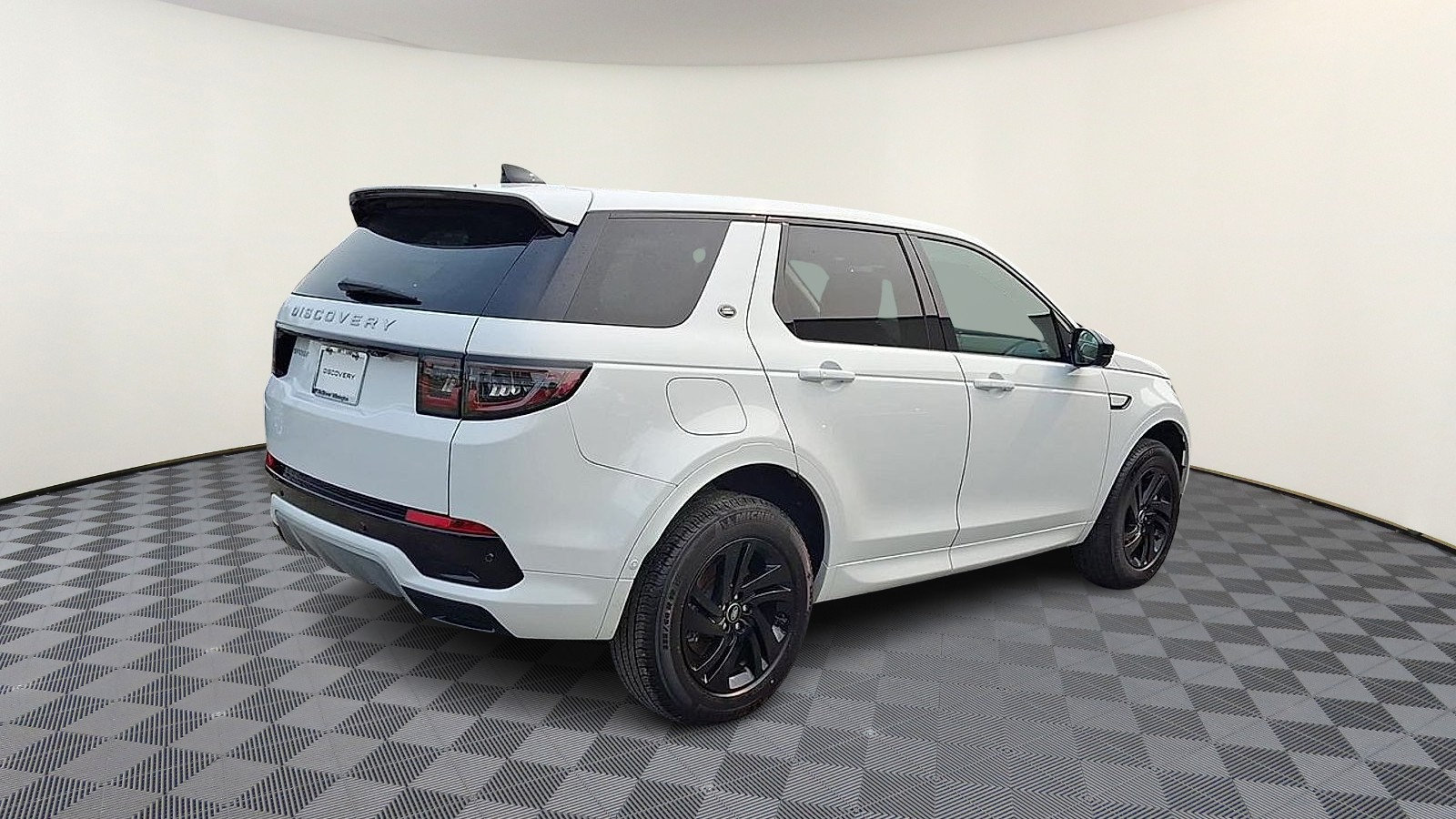 Certified 2025 Land Rover Discovery Sport S AWD/4WD image 8