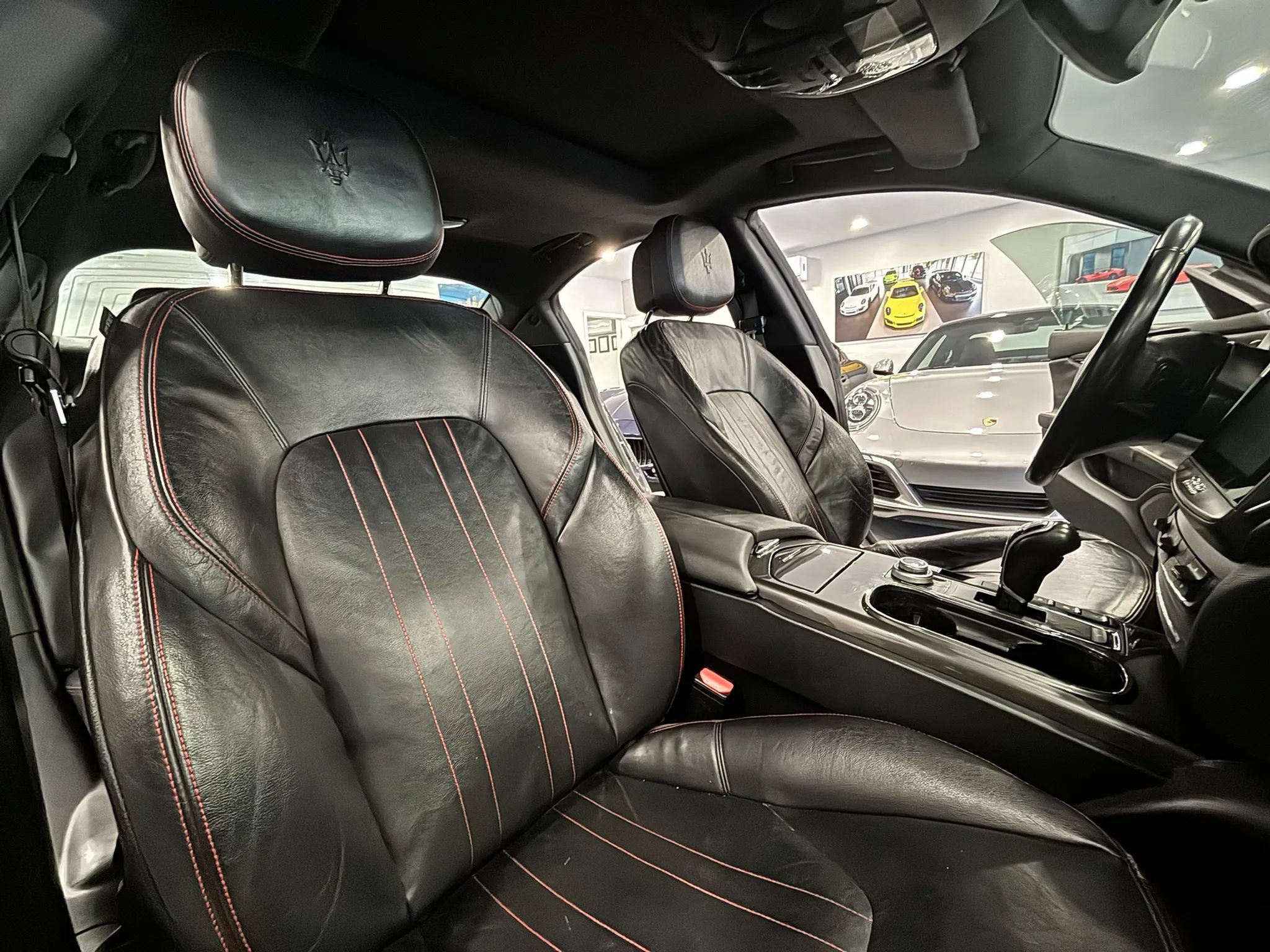 Used 2017 Maserati Ghibli RWD image 19