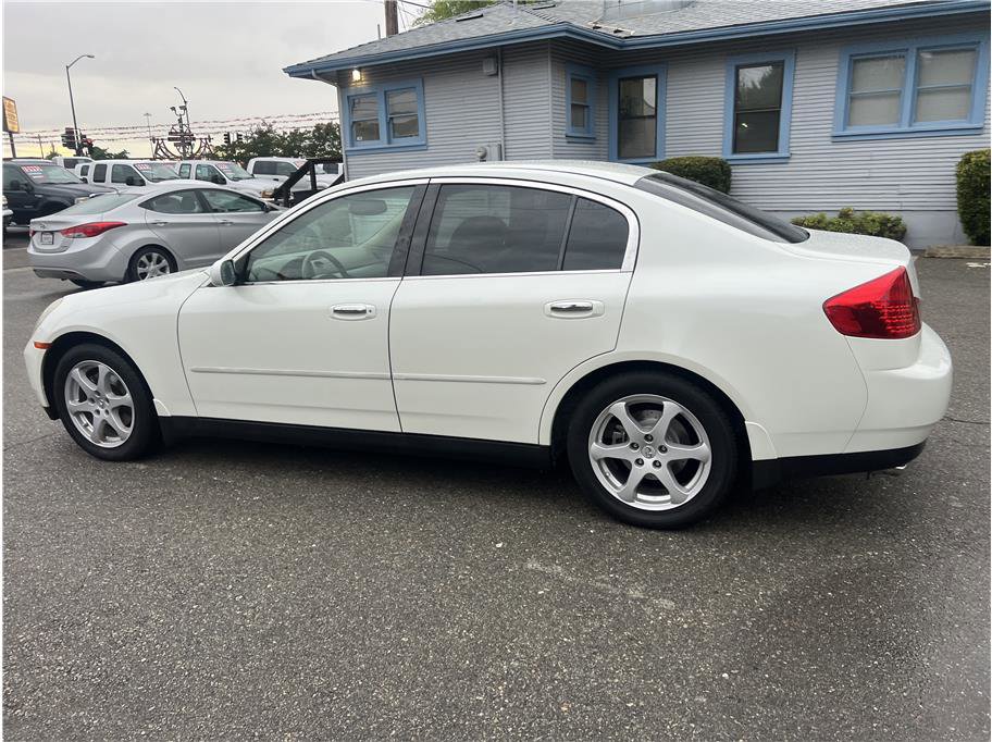 Used 2004 INFINITI G35 x Sedan AWD/4WD image 4