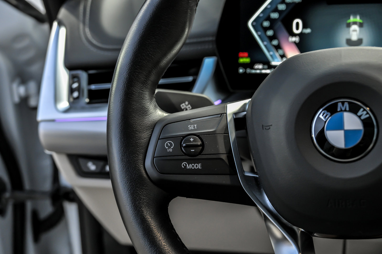 Used 2025 BMW X1 xDrive28i w/ Premium Package image 35