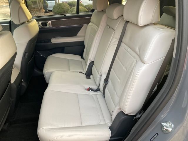 Used 2024 Hyundai Santa Fe Limited image 19