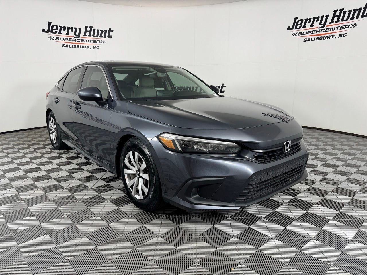 Used 2023 Honda Civic LX image 5