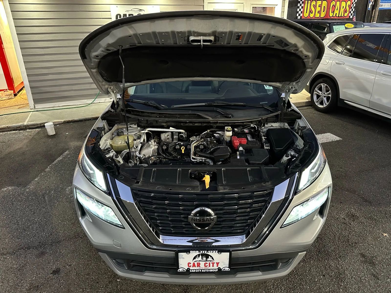 Used 2021 Nissan Rogue SV image 37