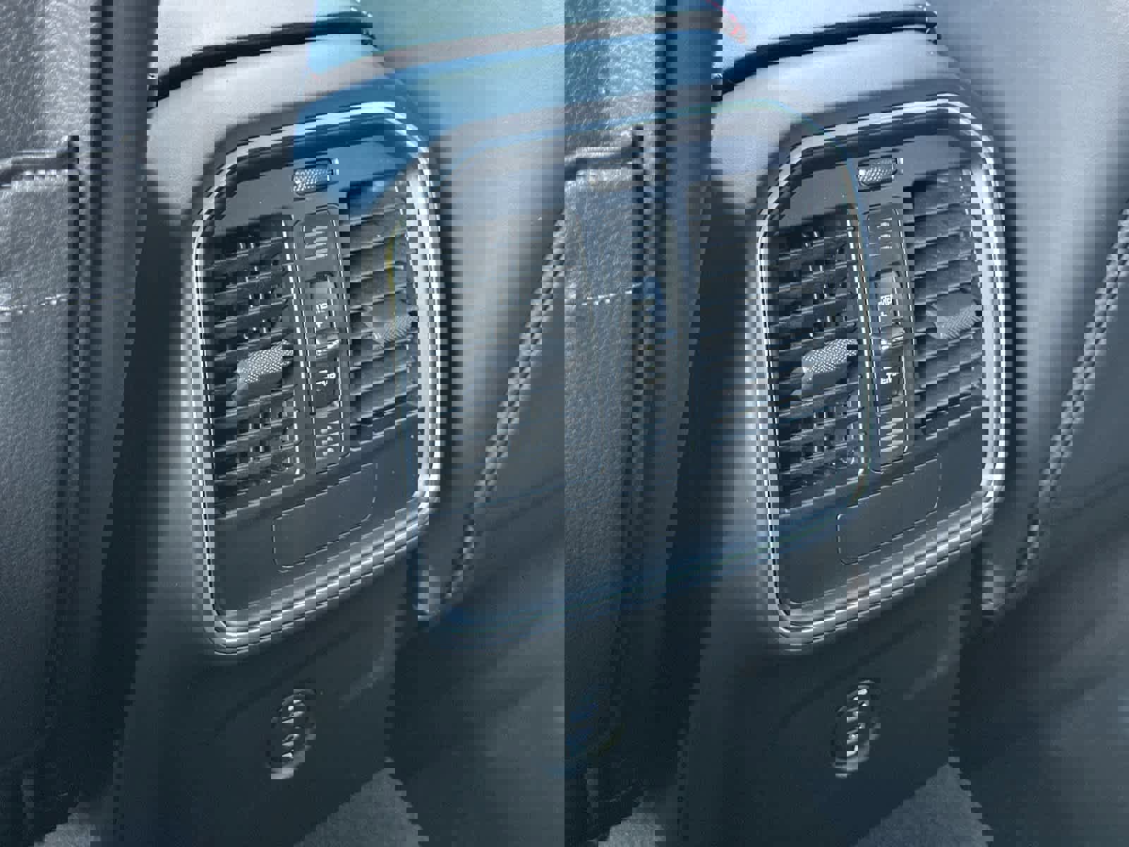 New 2026 Porsche Macan GTS AWD/4WD image 14