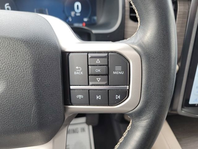 Used 2023 Ford Expedition Limited image 32