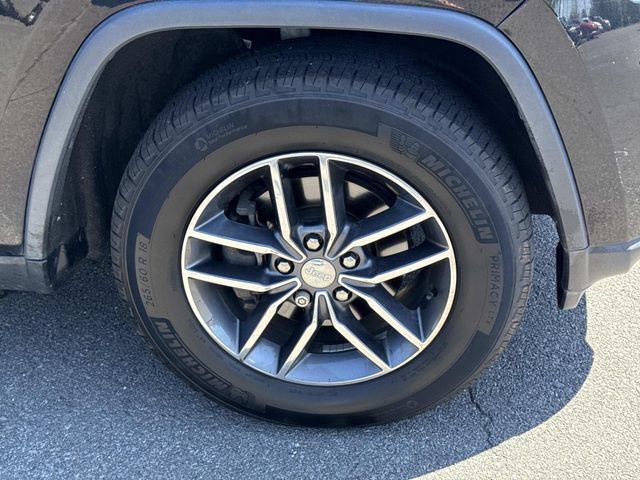 Used 2017 Jeep Grand Cherokee Limited AWD/4WD image 7
