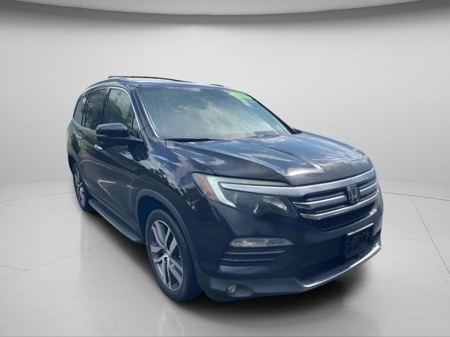 Used 2017 Honda Pilot Touring image 5
