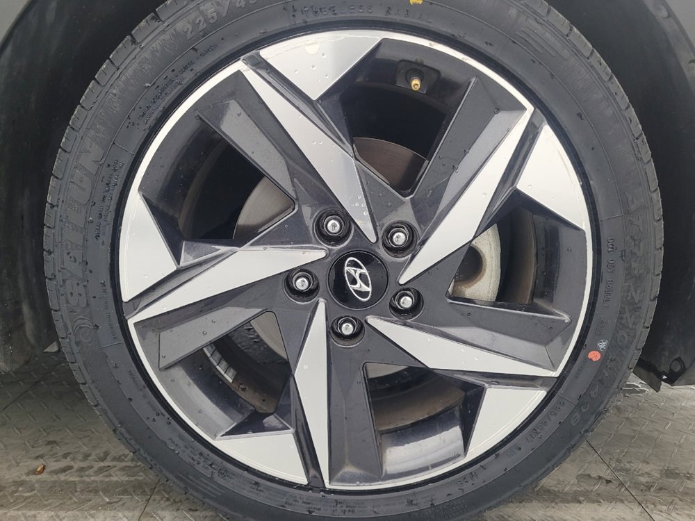 Used 2023 Hyundai Elantra SEL w/ Convenience Package image 31