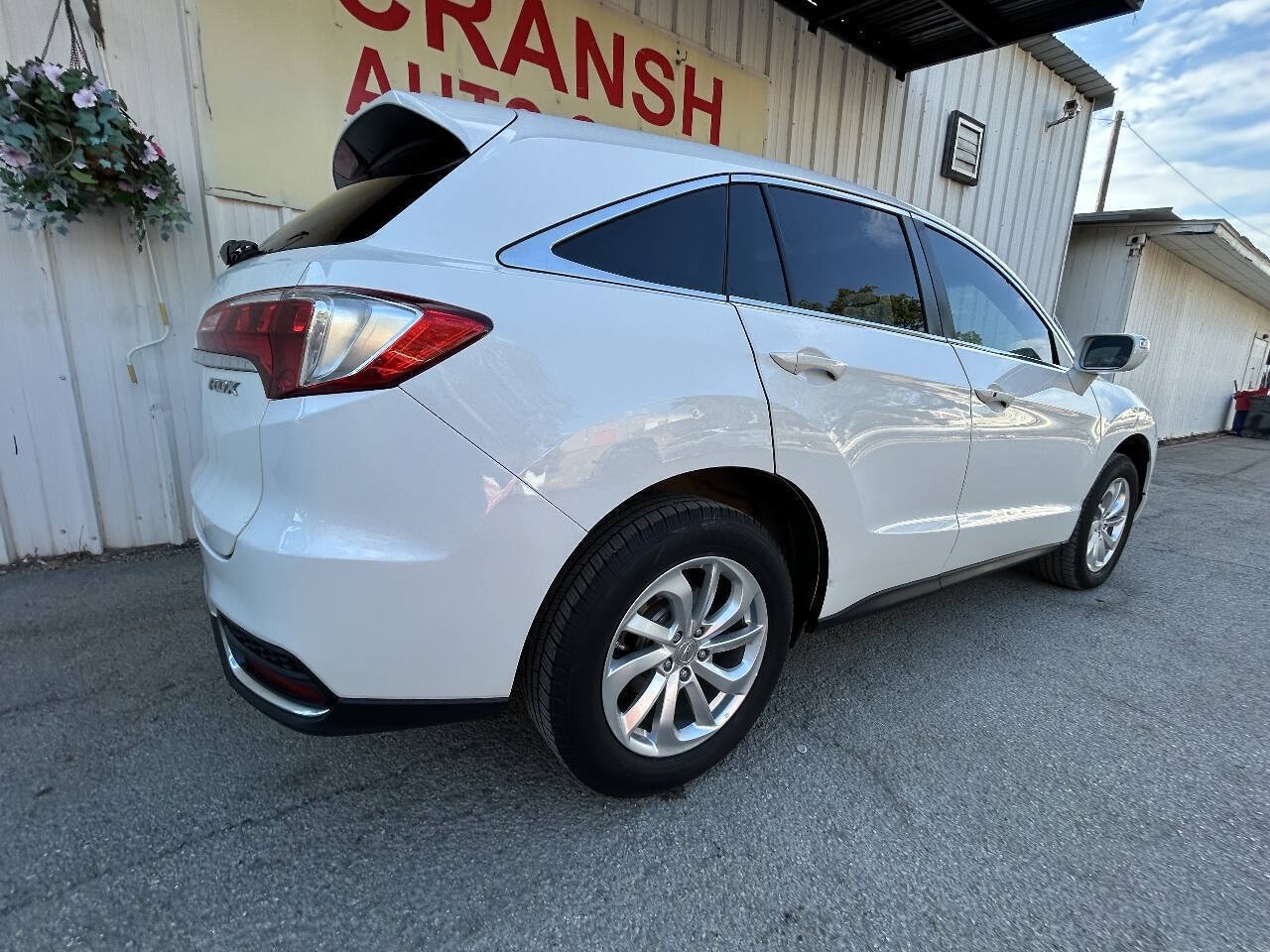 Used 2017 Acura RDX w/ Technology Package FWD image 17