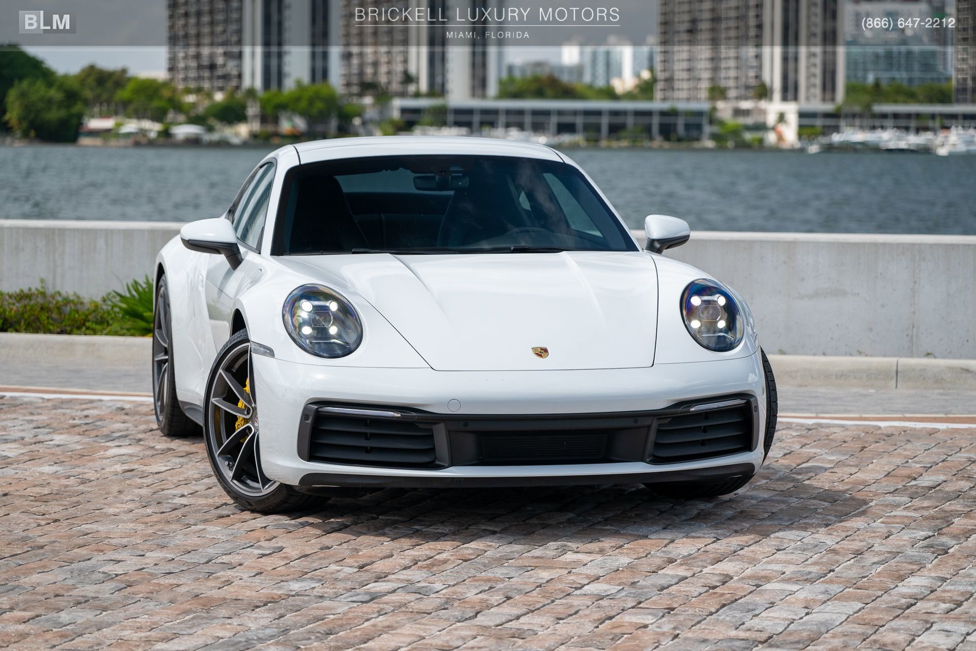 Used 2020 Porsche 911 Carrera RWD image 2