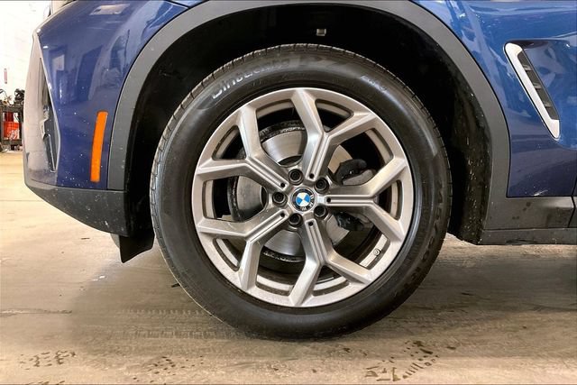 Used 2022 BMW X3 xDrive30i w/ Convenience Package w/ZPA AWD/4WD image 9