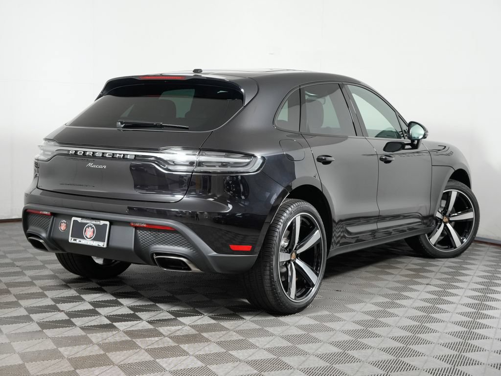 New 2026 Porsche Macan AWD/4WD image 7